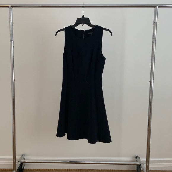 LBD - Picture 2 of 4